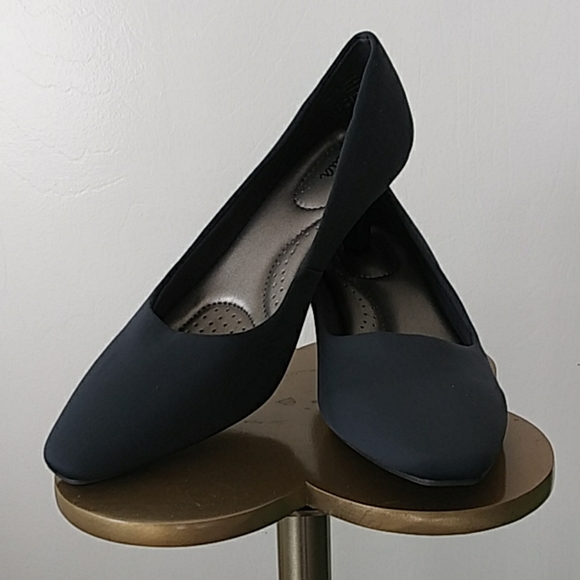 abella merrone pump